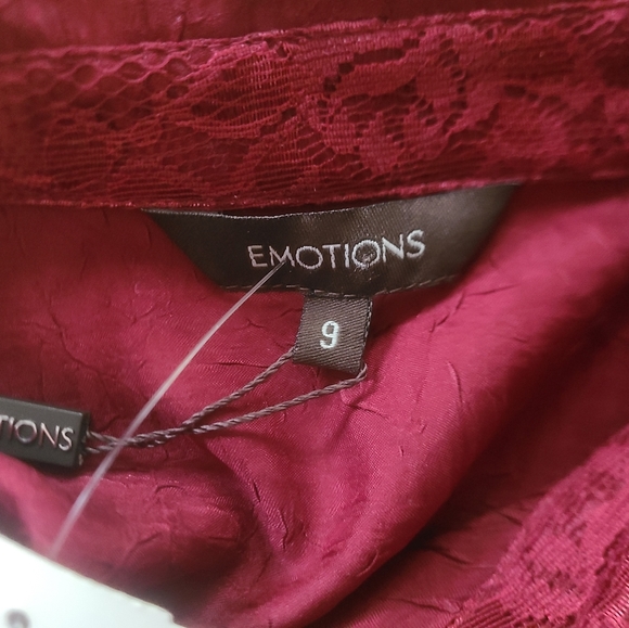 🔥HOST PICK 🟣EMOTIONS blouse for women - Picture 7 of 7